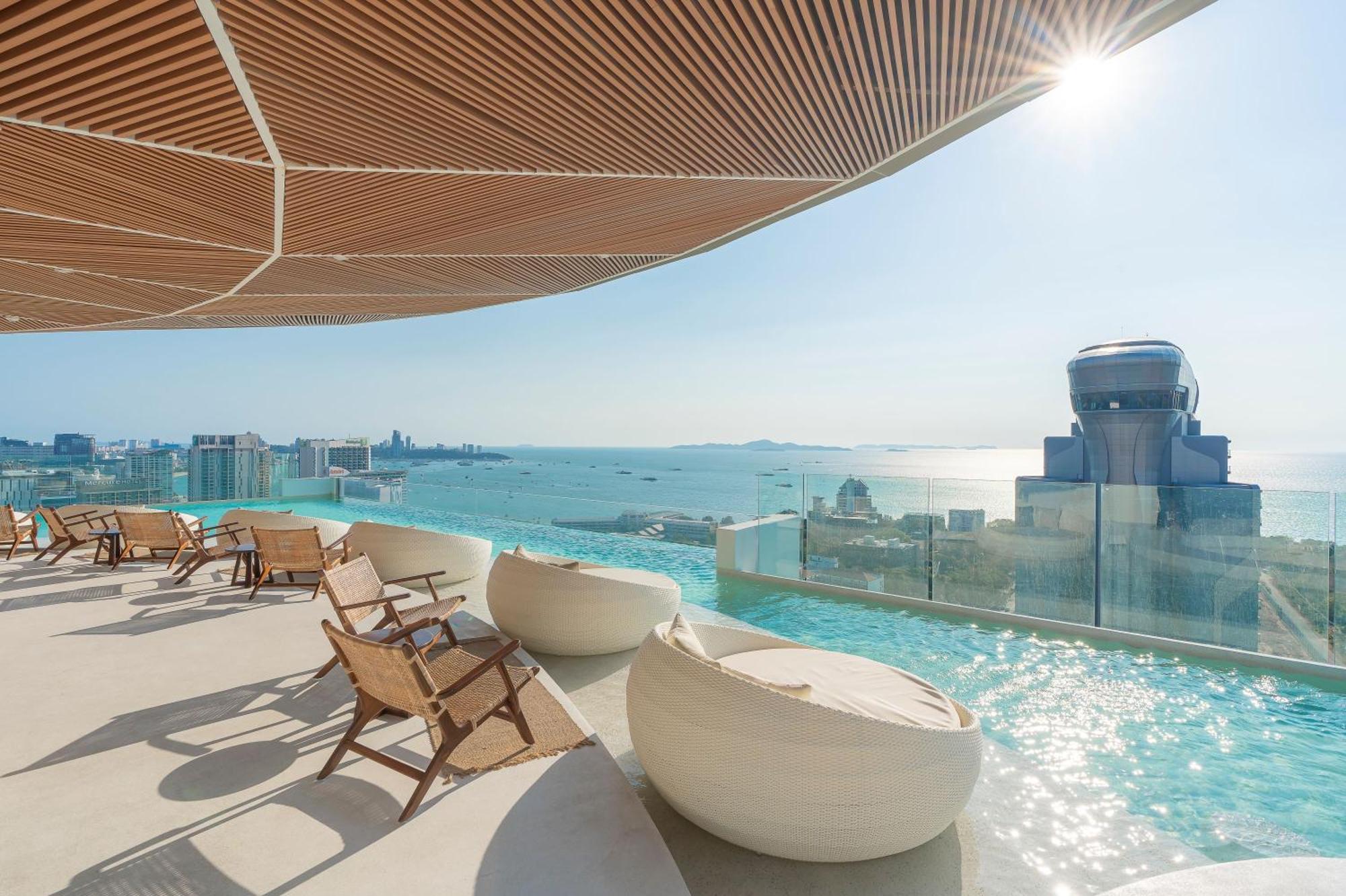 Akara Hotel Патая Екстериор снимка