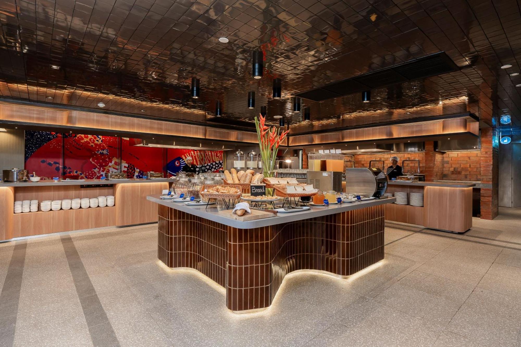 Akara Hotel Патая Екстериор снимка
