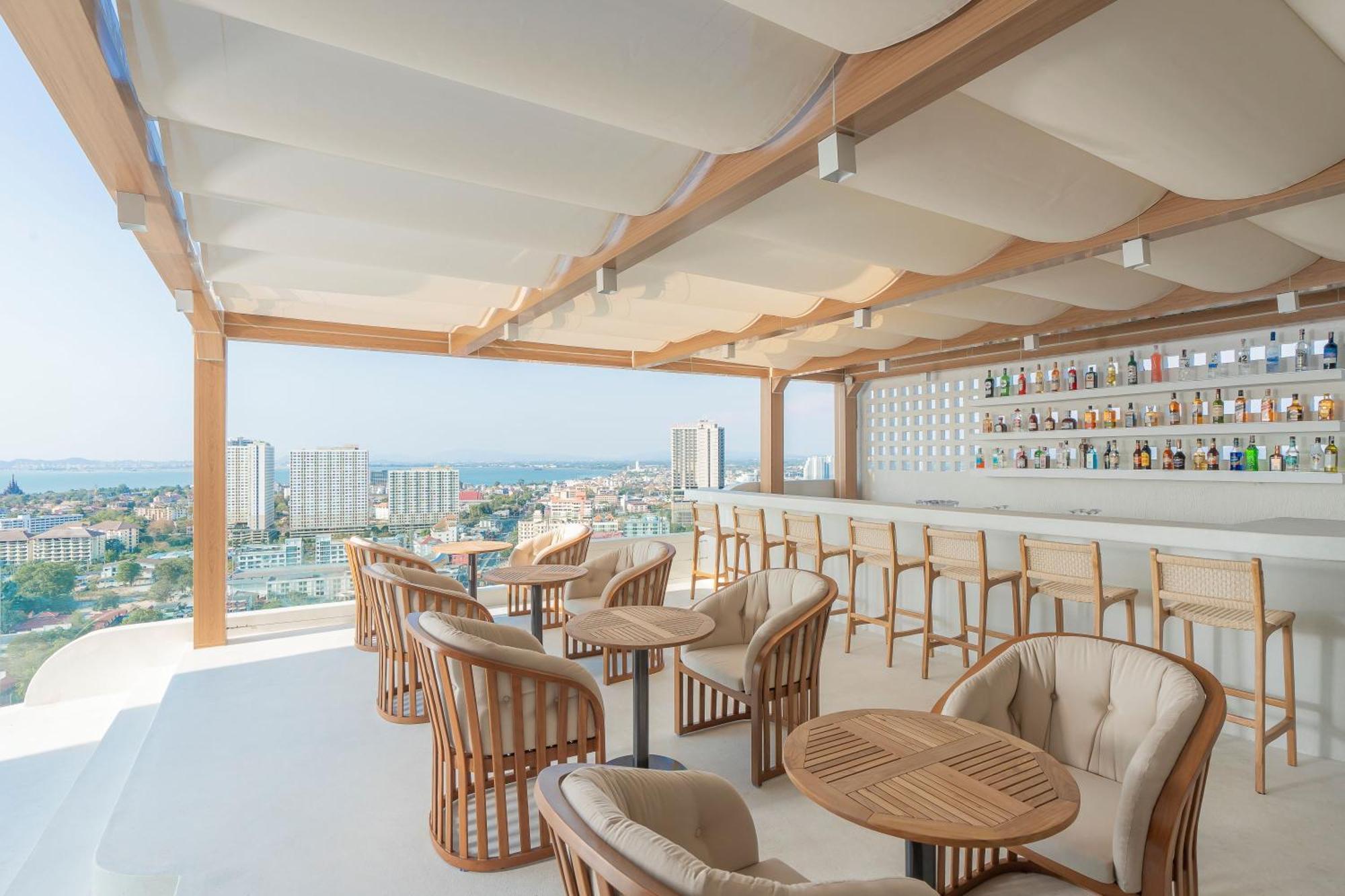 Akara Hotel Патая Екстериор снимка